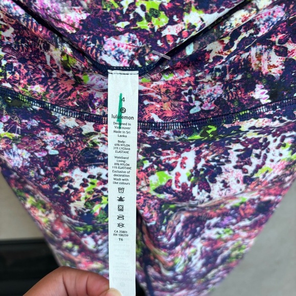 LULULEMON SEAWHEEZE Speed Wunder Crop 25” SW, Size 4 - Picture 8 of 9